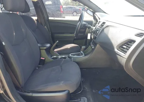 2013 Chrysler 200 Lx из США, поврежденный, VIN 1C3CCBABXDN733279